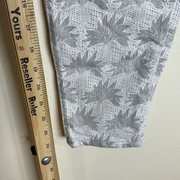 Vineyard Vines ladies Grey White Seashell Pants size 10 casual beachy - Picture 6 of 10